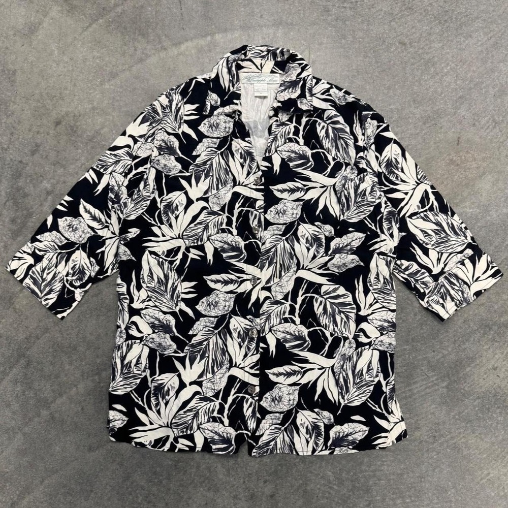 Vintage Silk Pineapple Moon Black & White Tropical Print Button Up Shirt Medium